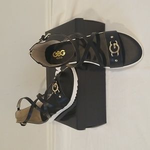 NWOT! GBG Guess Black Leather Gladiator Sandals